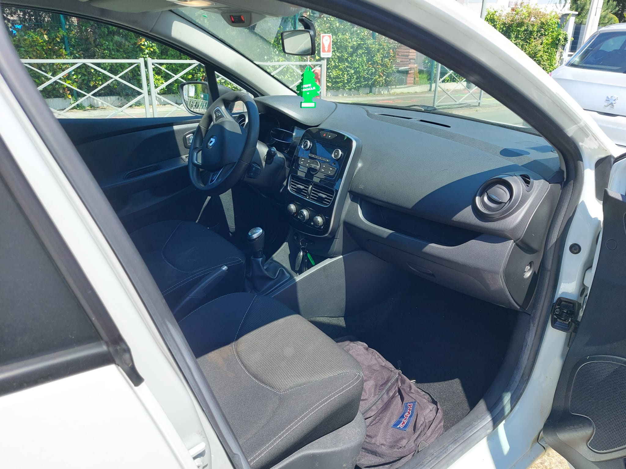 RENAULT CLIO IV – Image 2