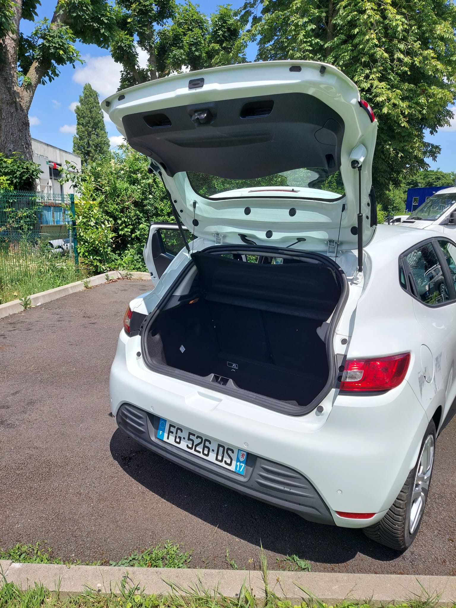 RENAULT CLIO DCI 75 – Image 2