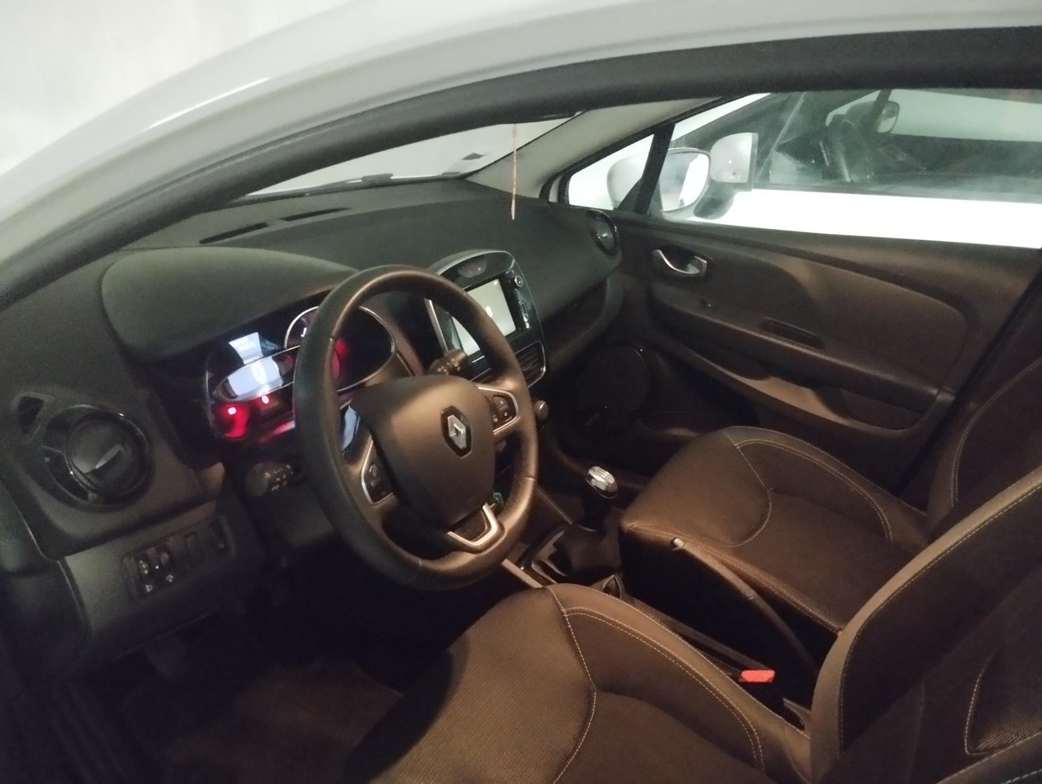 RENAULT CLIO DCI 75 – Image 7