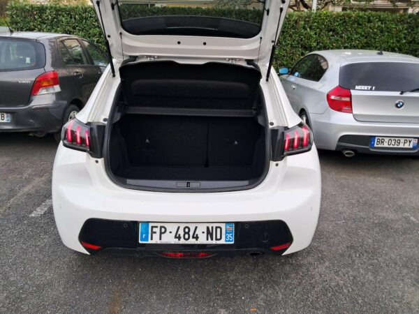 Peugeot 208 – Image 2